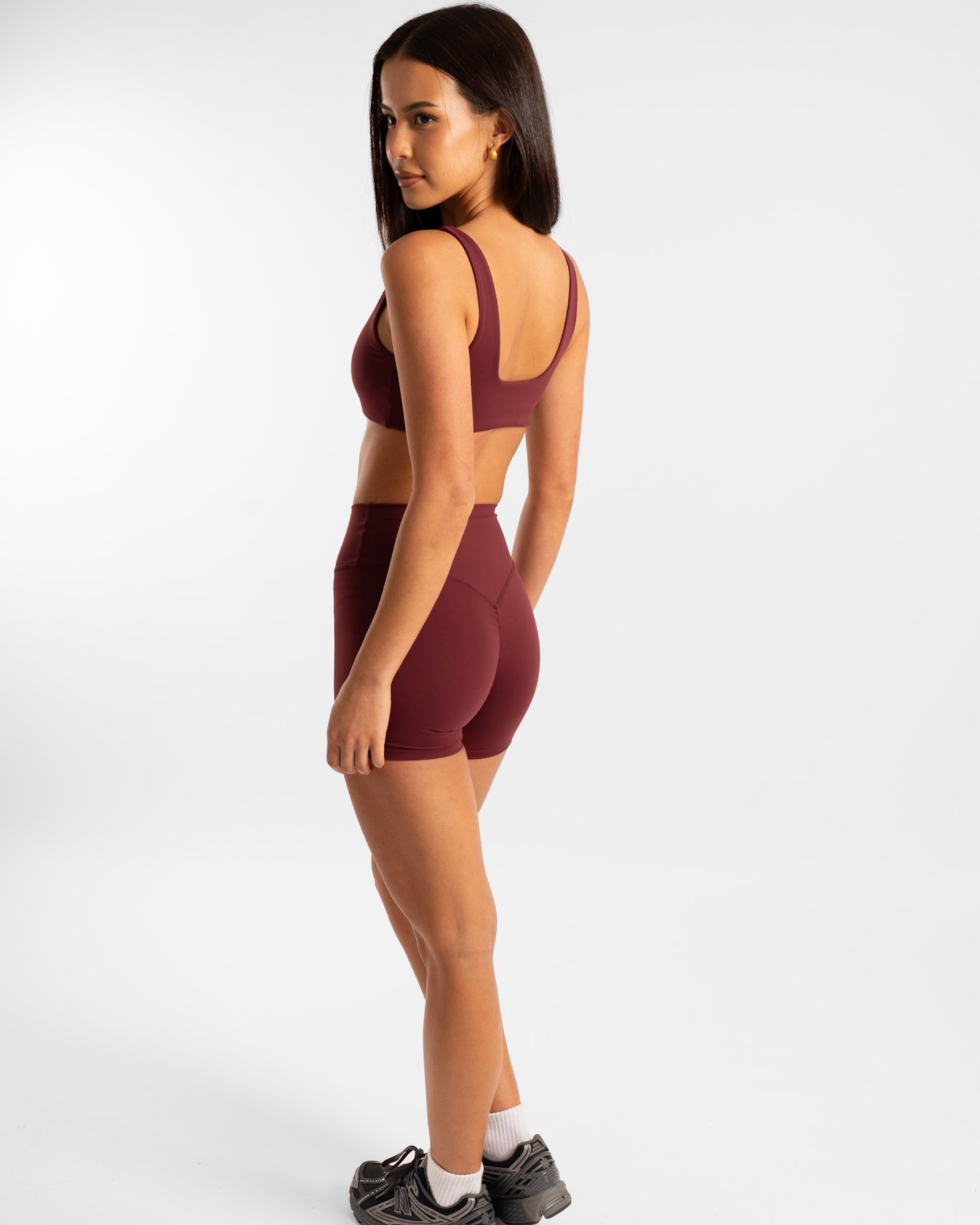 Not Your Basic Shorts - Bordeaux (Invisible Scrunch)